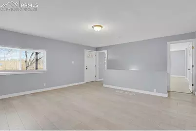 2409 Robinson Street, Colorado Springs, CO 80904 - Photo 6