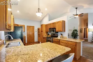 727 Pinon Ridge Dr, Woodland Park, CO 80863 - Photo 14