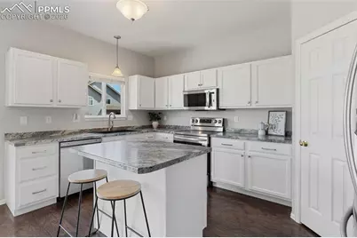 7935 Superior Hill Place, Colorado Springs, CO 80908 - Photo 10