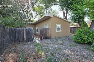537 Crockett Ln, Colorado Springs, CO 80905 - Photo 4