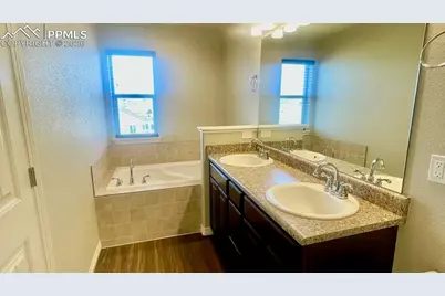 10758 Witcher Drive, Colorado Springs, CO 80925 - Photo 6