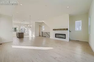 1727 Keystone Crst Ln, Colorado Springs, CO 80905 - Photo 4