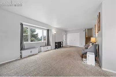 7425 Foxglove Court, Colorado Springs, CO 80911 - Photo 8