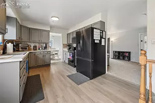 7425 Foxglove Ct, Colorado Springs, CO 80911 - Photo 6