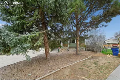 7425 Foxglove Court, Colorado Springs, CO 80911 - Photo 2