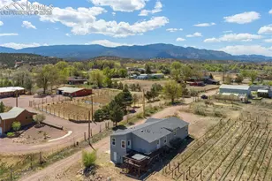 1704 Willow St, Canon City, CO 81212 - Photo 10