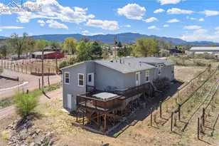 1704 Willow St, Canon City, CO 81212 - Photo 2