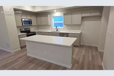 5355 Hodges Grove, Colorado Springs, CO 80925 - Photo 4