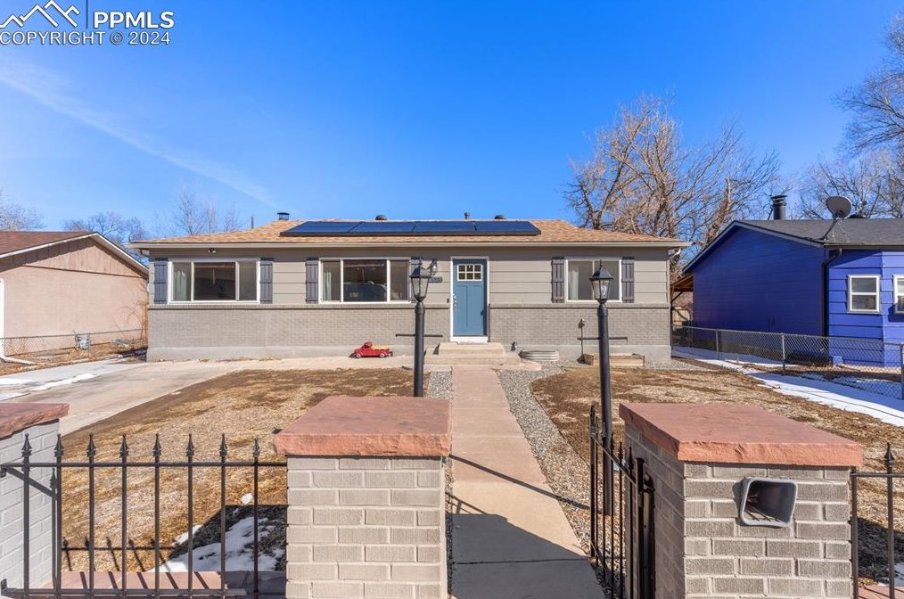 1121 Livingston Ave, Colorado Springs, CO 80906-5530