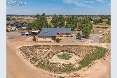 886 S Camino De Bravo, Pueblo West, CO 81007 - Photo 2