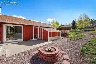 1300 Thomas Cir, Woodland Park, CO 80863 - Photo 20
