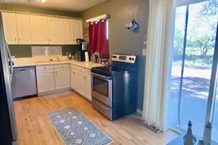 2236 Fernwood Dr, Colorado Springs, CO 80910 - Photo 10