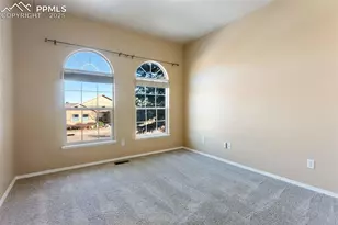 1725 Colgate Dr, Colorado Springs, CO 80918 - Photo 4