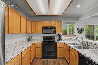 6270 Ashridge Court, Colorado Springs, CO 80922 - Photo 12