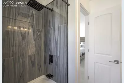 7171 Bonnie Brae Lane, Colorado Springs, CO 80922 - Photo 22