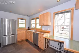 1512 N Franklin St, Colorado Springs, CO 80907 - Photo 12