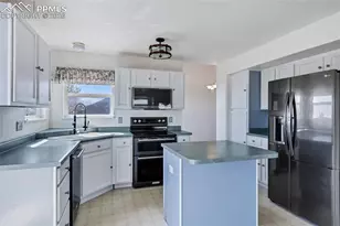 11256 Allendale Dr, Peyton, CO 80831 - Photo 12