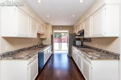 2650 Spring Grove Terrace, Colorado Springs, CO 80906 - Photo 10