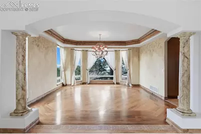 5805 Gladstone Street, Colorado Springs, CO 80906 - Photo 10