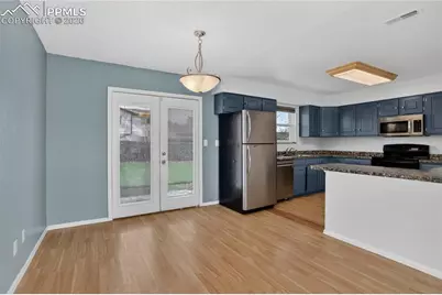 6840 Parkridge Court, Colorado Springs, CO 80915 - Photo 4