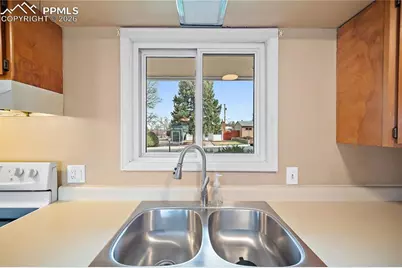 303 Solar Drive, Colorado Springs, CO 80907 - Photo 12