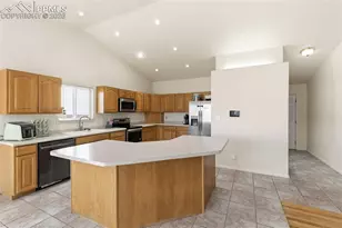4203 Rossi Ct, Pueblo, CO 81008 - Photo 12