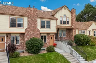 6842 Goldcrest Ct, Colorado Springs, CO 80919 - Photo 2