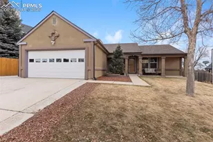 7925 Lindsey Dr, Colorado Springs, CO 80920 - Photo 2