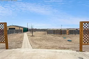 419 E Chadwick Dr, Pueblo West, CO 81007 - Photo 38