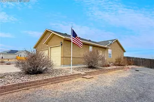 419 E Chadwick Dr, Pueblo West, CO 81007 - Photo 2