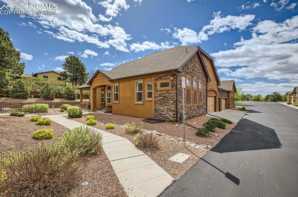 2122 London Carriage Grv, Colorado Springs, CO 80920