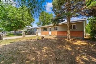 1663 Maxwell St, Colorado Springs, CO 80906 - Photo 4