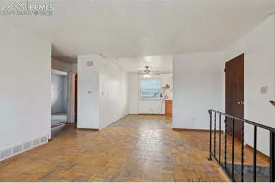 6885 Mescalero Drive, Colorado Springs, CO 80915 - Photo 4