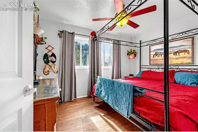 101 Trump Avenue, Colorado Springs, CO 80909 - Photo 12