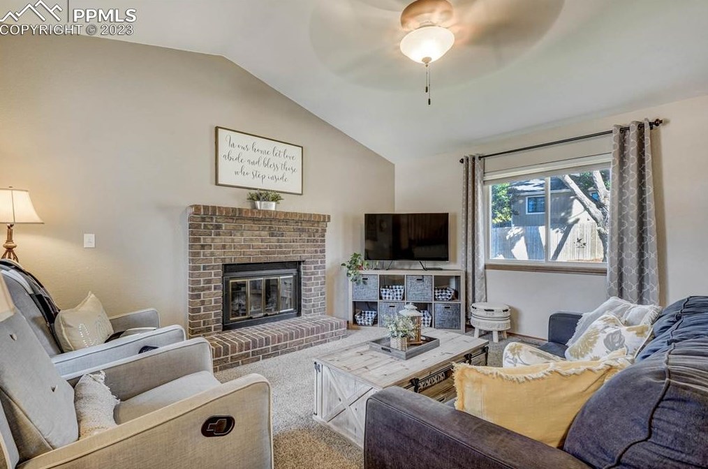 6165 Sailing Ct, Colorado Springs, CO 80918-4884