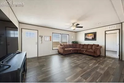 6652 Middlefield Court, Colorado Springs, CO 80928 - Photo 6