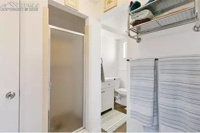 2122 Snyder Avenue, Colorado Springs, CO 80909 - Photo 34