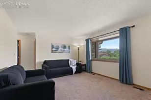 1585 Luna Vista St, Colorado Springs, CO 80911 - Photo 2