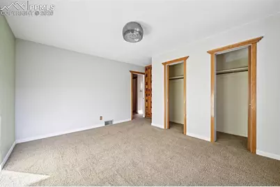1055 N 18th Street, Colorado Springs, CO 80904 - Photo 16