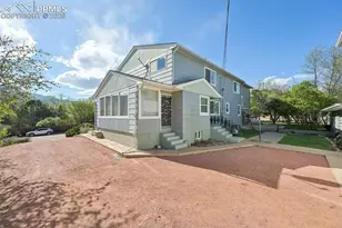 1055 N 18th St, Colorado Springs, CO 80904 - Photo 2