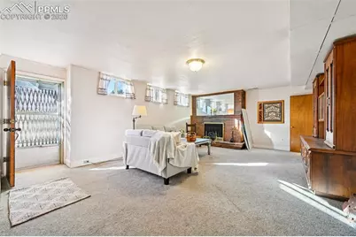 1055 N 18th Street, Colorado Springs, CO 80904 - Photo 32