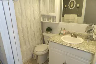 411 Lakewood Circle, Colorado Springs, CO 80910 - Photo 10