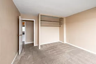 411 Lakewood Cir, Colorado Springs, CO 80910 - Photo 16