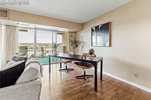 411 Lakewood Cir, Colorado Springs, CO 80910 - Photo 10