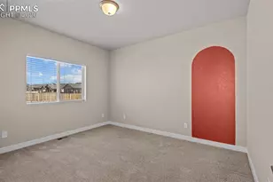 2402 Sunrise Ln, Pueblo, CO 81008 - Photo 24