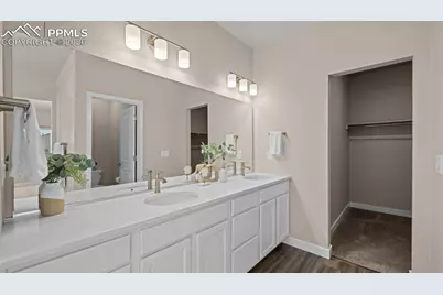 2402 Sunrise Lane, Pueblo, CO 81008 - Photo 32