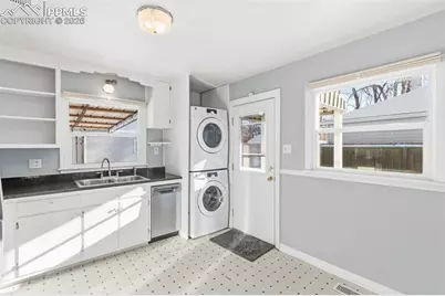 526 E La Salle Street, Colorado Springs, CO 80907 - Photo 4