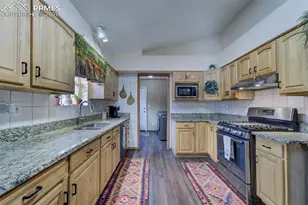 34 Fetlock Cir, Florissant, CO 80816 - Photo 18