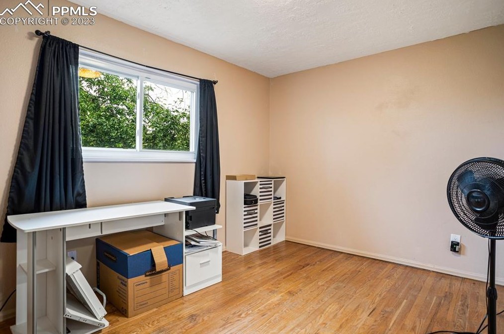 1450 Luna Vis St, Colorado Springs CO 80911-2429 exterior