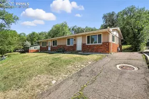45 Newport Cir, Colorado Springs, CO 80906 - Photo 34